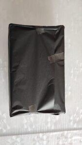 1) Preparazione e chiusura dei prodotti con carta velina nera